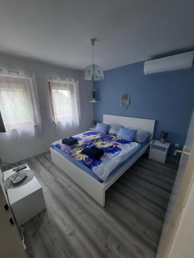 Helena Apartman Cserszegtomaj Exterior photo